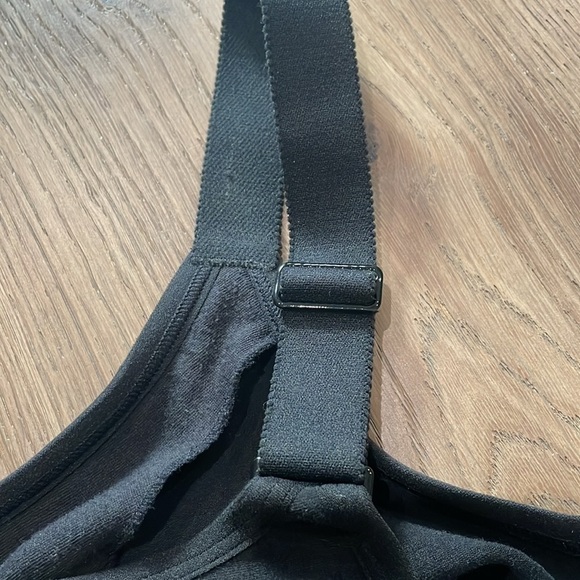 Cacique Cotton LL NW Scoop Black Bra No Wire
Size 42DD - Picture 8 of 13